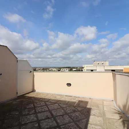 Holiday home Casa Wanda In With Large Terrace